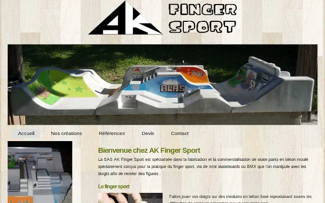 AK Finger Sport : Site vitrine présentant les créations d'une jeune société fabriquant des mini-skate parks pour fingerskates, à Saillans dans la Drôme.